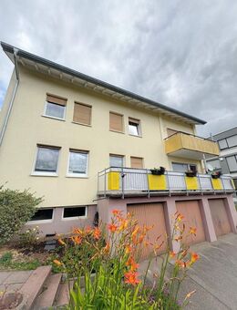 2,5-Zimmer-Wohnung mit Balkon und Garage - Altensteig