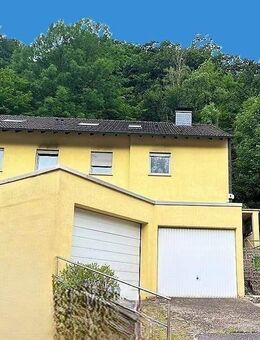 ***Kapitalanleger aufgepasst**Dreifamilienhaus in guter Lage mit großem Grundstück in Iserlohn** - Iserlohn