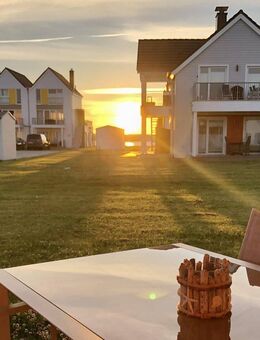 Gold wert: Sonnenuntergang & Ferienwohnung in einem - Kappeln (Schleswig-Holstein)