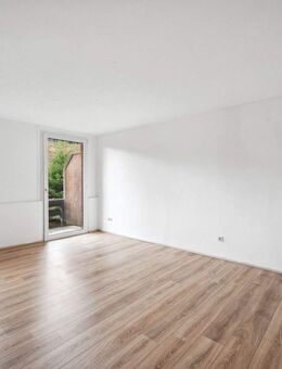 Mehrfamilienhaus auf zwei Häuser aufgeteilt. Eines saniert - eins zum sanieren - Feldberg (Schwarzwald)