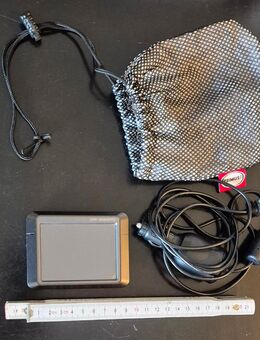 GPS NAvigationsgerät nüvi 265 mit Stromkabel (Auto) und Halterung - Putzbrunn