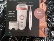 Braun Silk Epil 9 + Bikini Styler *Neu* - Altenburg