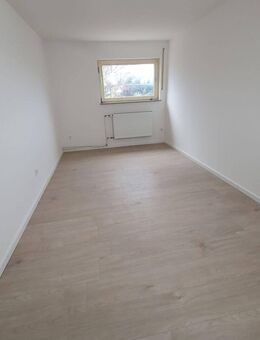 Geräumige 3-Zimmer-Souterrain-Wohnung – Perfekt für WG, Studenten oder Berufstätige! - Kassel