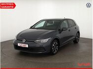 VW Golf VIII 2.0 TDI DSG LED Navi ACC Tempomat - Sandersdorf Brehna