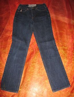 NEU * Sexy * klassisch * Röhren * Jeans- Hose ''GUESS'' Original * Gr. 34/ XS * 27 * blau * - Riedlingen