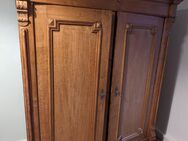Holzschrank (Weichholz) aus der Gründerzeit (1880er/1890er-Jahre) - Dortmund