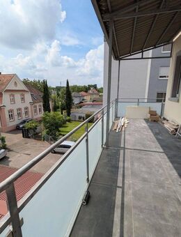 Neu renovierte 4-Zimmer Mietwohnung - Offenburg
