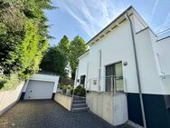Moderne Doppelhaushälfte in Top-Wohnlage am Sooderhang in Wiesbaden-Sonnenberg - Wiesbaden