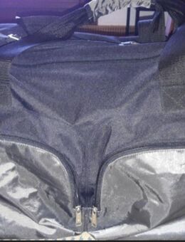 Reisetasche mit Rollen *sehr guter Zustand* - Nürnberg