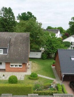 ***ROSENGARTEN-NENNDORF***EINFAMILIENHAUS MIT DOPPELGARAGE UND SEPARATER WOHNUNG ZU VERKAUFEN*** - Rosengarten (Niedersachsen)