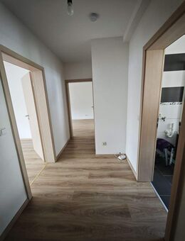 Modernisierte Maisonette-Wohnung mit Garten, Garage und Einbauküche in Eberbach - Eberbach