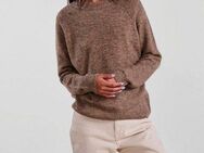 pieces Strickpullover PCJULIANA LS O-NECK KNIT NOOS BC