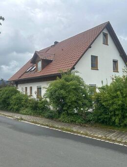 Mehrfamilienhaus, Haus mit 4 Wohnungen in Bad Neualbenreuth - Neualbenreuth