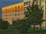 Familienfreundliche 4-Raum Wohnung mit Balkon - Calbe (Saale)