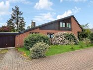 Großzügiges Einfamilienhaus auf großem Grundstück in guter und ruhiger Lage von Isernhagen-HB - Isernhagen