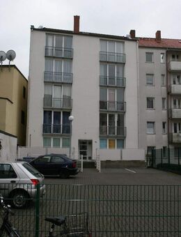 2 Zimmer Wohnung mit Einbauküche in Bremerhaven - Bremerhaven