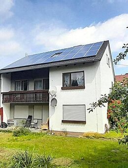 Zweifamilienhaus mit ca. 1278 qm Grundstück - Dietenheim