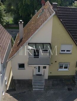 Wolf im Schafspelz: Stilvolle Doppelhaushälfte großzügig und modernisiert! - Rottenburg (Neckar)
