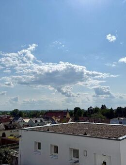 Wohnen in seiner schönsten Form - Freies Stadthaus über drei Ebenen mit eigenem Gartenanteil, zwei Westterrassen und Weitblick - Bogen