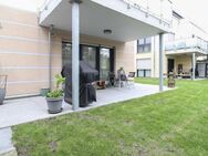 Komfortable Seniorenwohnung: Zentral, mit Garten, TG-Stellplatz & überdachter Terrasse - Paderborn