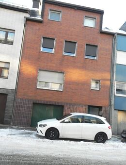 Stadthaus mit Garage in zentraler Lage (3 Wohneinheiten) - Düren