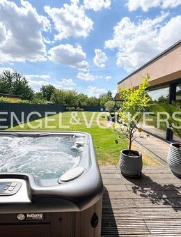 Exklusives Architekten-Haus im Bungalowstil mit Whirlpool, Doppelgarage und Smart Home - Taucha