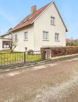 Charmantes Einfamilienhaus mit Potenzial in ruhiger Wohnlage von Mönchsroth-Fallmeisterei - Mönchsroth