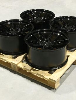 Set-JR#347 – Japan Racing JR44 Felgenset - Neuhaus (Inn)
