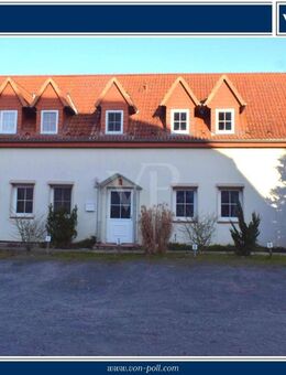 Charmantes Zweifamilienhaus mit großzügigem Wohnraum und Garten - Straupitz