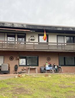 Renovierungsbedürftiges Einfamilienhaus mit Einliegerwohnung und großem Grundstück in Hanglage - Wickede (Ruhr)