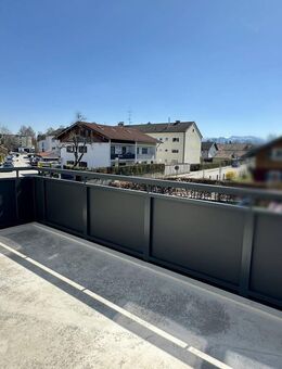 **Neubau** 2 Zimmer-Eigentumswohnung mit großem Balkon in Traunstein - Traunstein