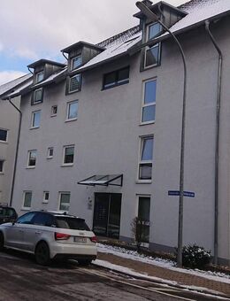 Schöne kleine 2 ZKB Wohnung in Sulzbach/Saar Rendite 5,01 % p.a. - Sulzbach (Saar)