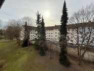 Bezugsfreie 3 Zimmer-Wohnung mit West-Balkon und Einzelgarage in der Singener Nordstadt - Singen (Hohentwiel)