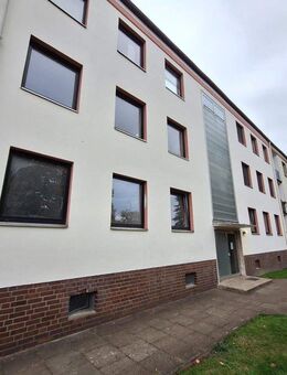 4 Zimmer Wohnung mit Balkon in ruhiger Lage - Burgdorf (Landkreis Region Hannover)