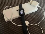 Apple Watch SE 2024 GPS Mitternacht - Landshut
