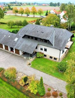 Freistehendes 1-2 Familienhaus - Teilmöbiliert - traumhaft großes Grundstück - idyllische Lage - Espelkamp