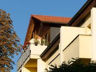 *MD-Buckau* Helle Dachgeschosswohnung mit moderner Einbauküche, Balkon & Tageslichtbad mit Wanne - Magdeburg