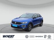 VW T-Roc, 1.0 Style LANE FRONT, Jahr 2019 - Darmstadt