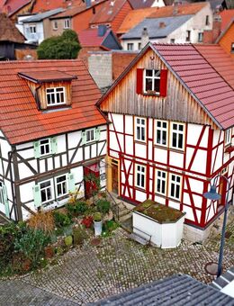 Historisches Fachwerkensemble: Sanierte Wohnidylle trifft kreatives Ausbaupotenzial - Treffurt
