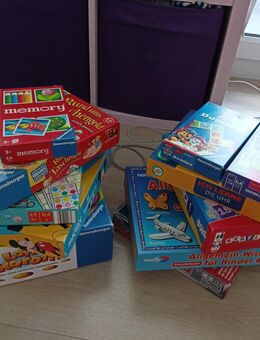 Verschiedene Kinderspiele - Berlin