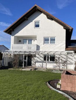 SEHR GEPFLEGTES EINFAMILIENHAUS IN RAMMINGEN - Rammingen (Bayern)