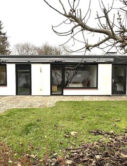 Ebenerdiger Bungalow nur 450 Meter vom Strand entfernt in 24159 Schilksee - Kiel