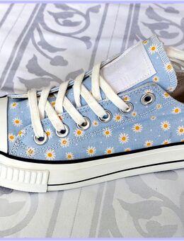 ♥ Damen Sneaker Gänseblümchen hellblau Blumen Gr.37 Turnschuhe fast neu - Hamburg