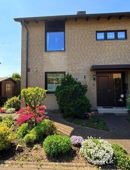 Schönes Reihenendhaus mit großzügigem Garten und Garage - Leverkusen