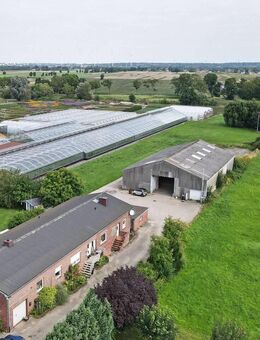 Gebäude-Ensemble für Abenteurer & Selbstversorger, mit großer Lagerhalle und Elbzugang - Hamburg