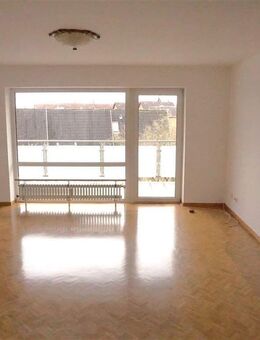 Vermietung // 3-Zimmerwohnung mit großen Balkon und einem Kfz.-Außenstellplatz - Lauenburg (Elbe)