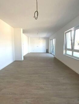 2 in 1 - moderne Wohnung mit großzügigem Büro und zwei Dachterrassen in OB-Alstaden - Oberhausen