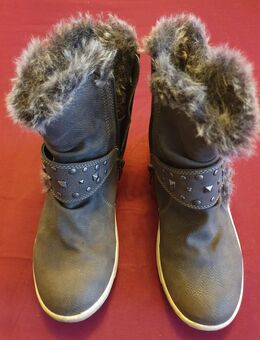 Paar Mädchenwinterschuhe Größe 35 sogut wie neu - Stendal (Hansestadt)