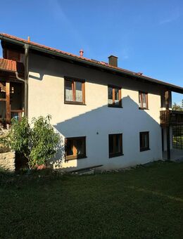 Wohnanlage mit 3 Wohnungen, ländlich gelegen zwischen Burghausen und Trostberg - Unterneukirchen