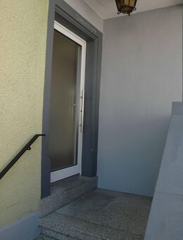 Freistehendes Einfamilienhaus als Wohnung, mit neuwertigem Wannenbad, nahe Bahnhof (fußläufig!) von Groß-Gerau/ Dornheim! - Groß Gerau